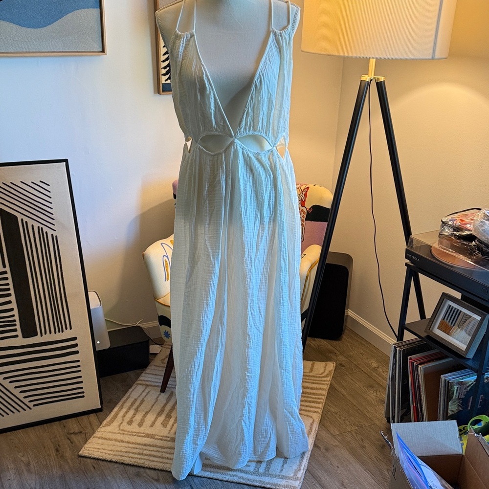 Anthropologie White cut out beach cover up
